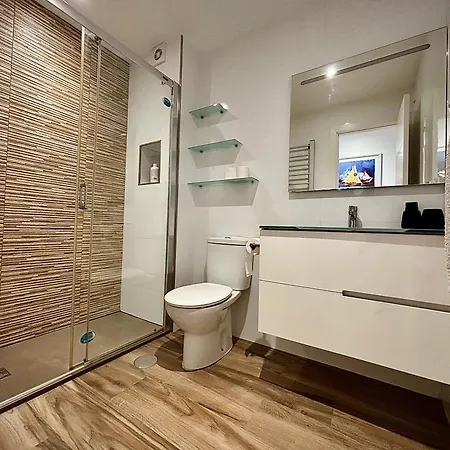 Africa Apartment *