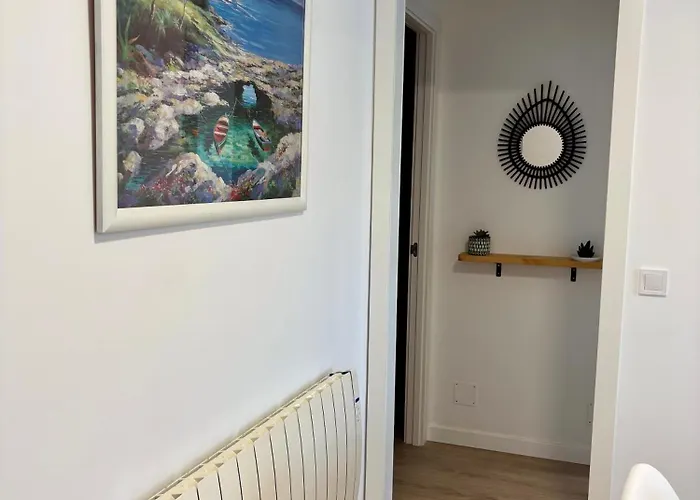 アパート Africa ミヤドイロ