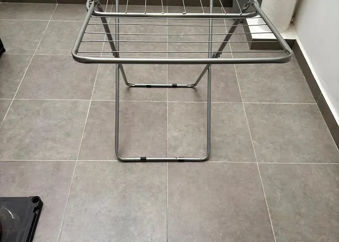 Africa アパート ミヤドイロ