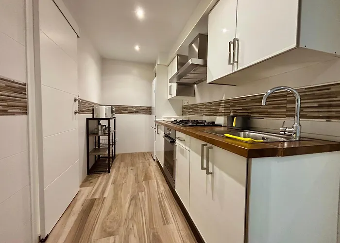 Africa アパート ミヤドイロ